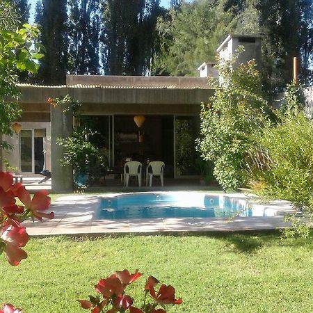 Casa Los Cerezos En Chacras De Coria Exterior foto