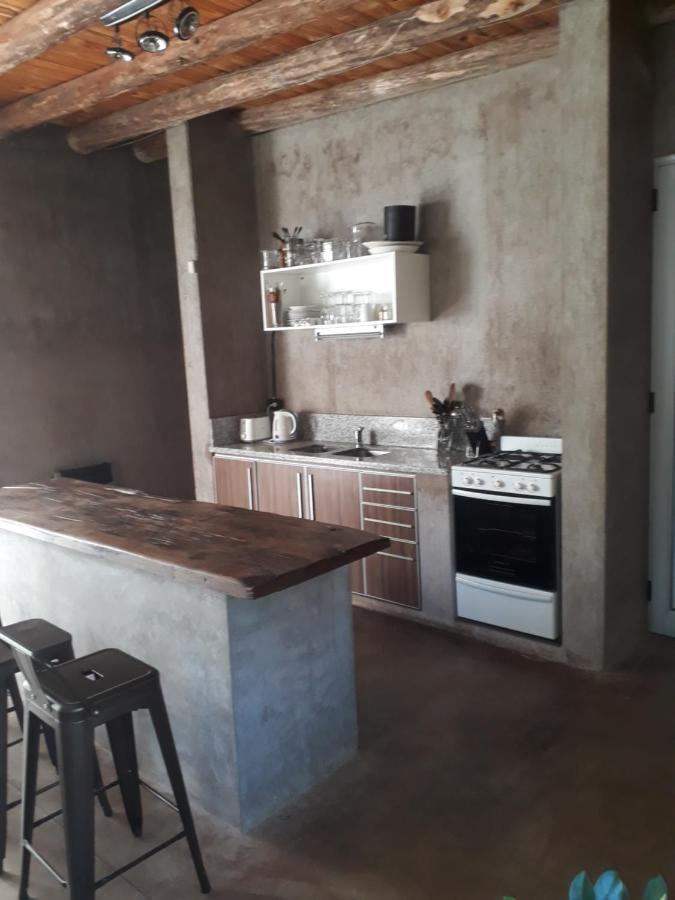 Casa Los Cerezos En Chacras De Coria Exterior foto