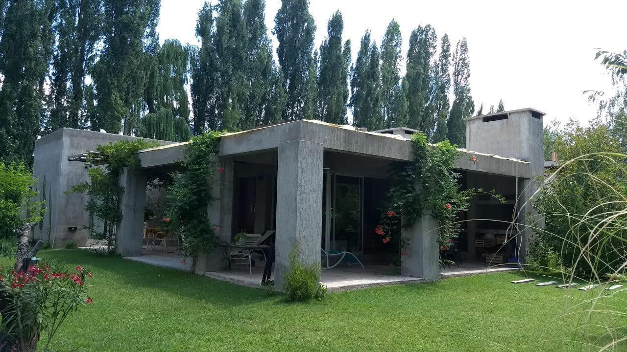 Casa Los Cerezos En Chacras De Coria Exterior foto