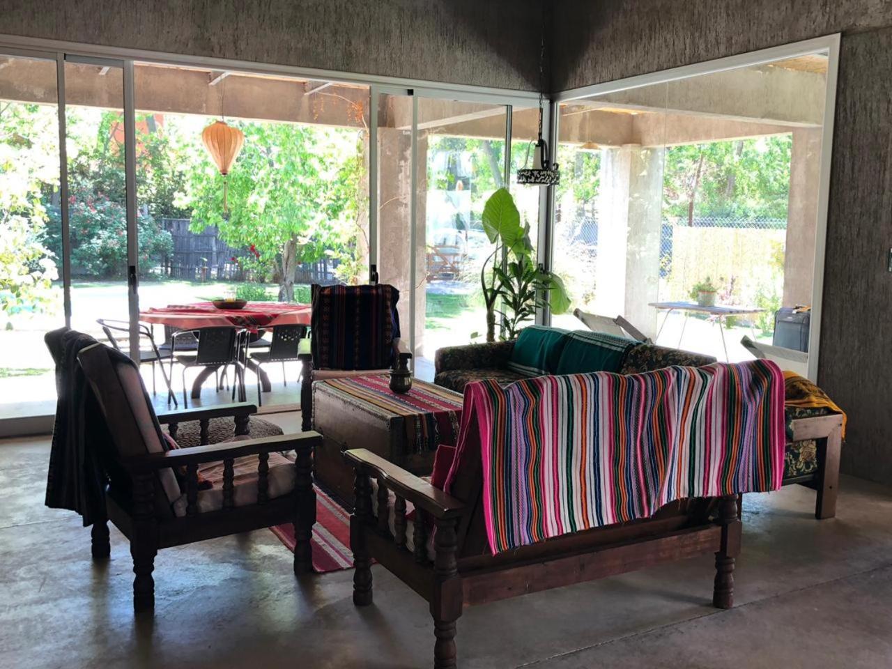 Casa Los Cerezos En Chacras De Coria Exterior foto